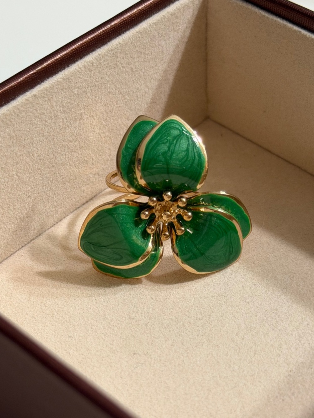 Golden Green 3-Petal Enamel Flower Adjustable